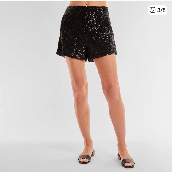 Express Black Sequin Women's Shorts - NWT - Picture 3 of 5